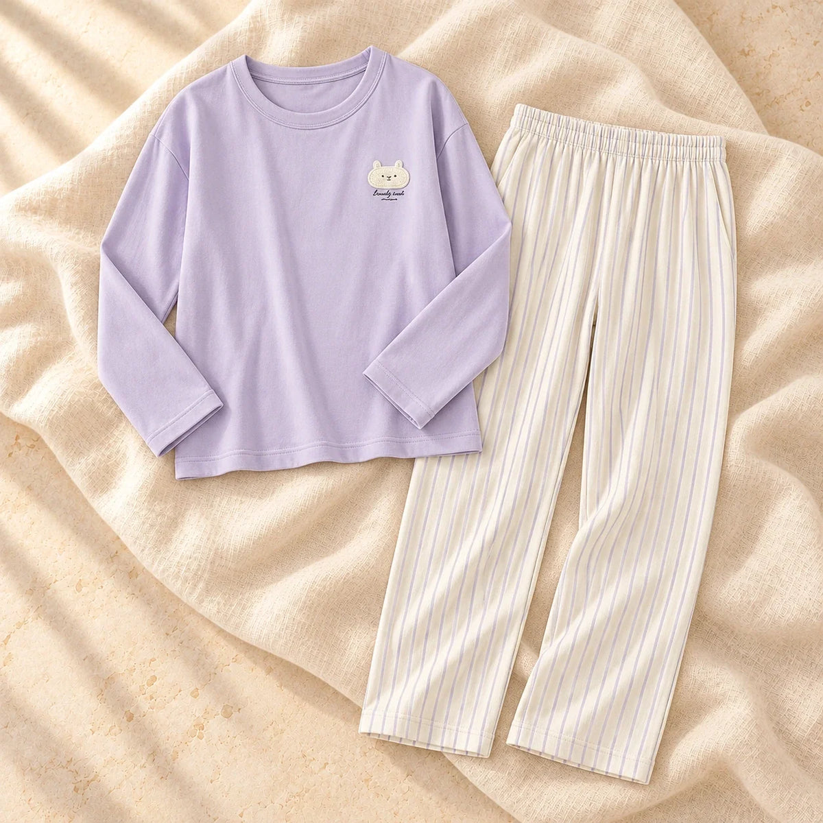 Long-Sleeve Nursing Pyjamas with Built-In Support, A02-24183, on cream linen