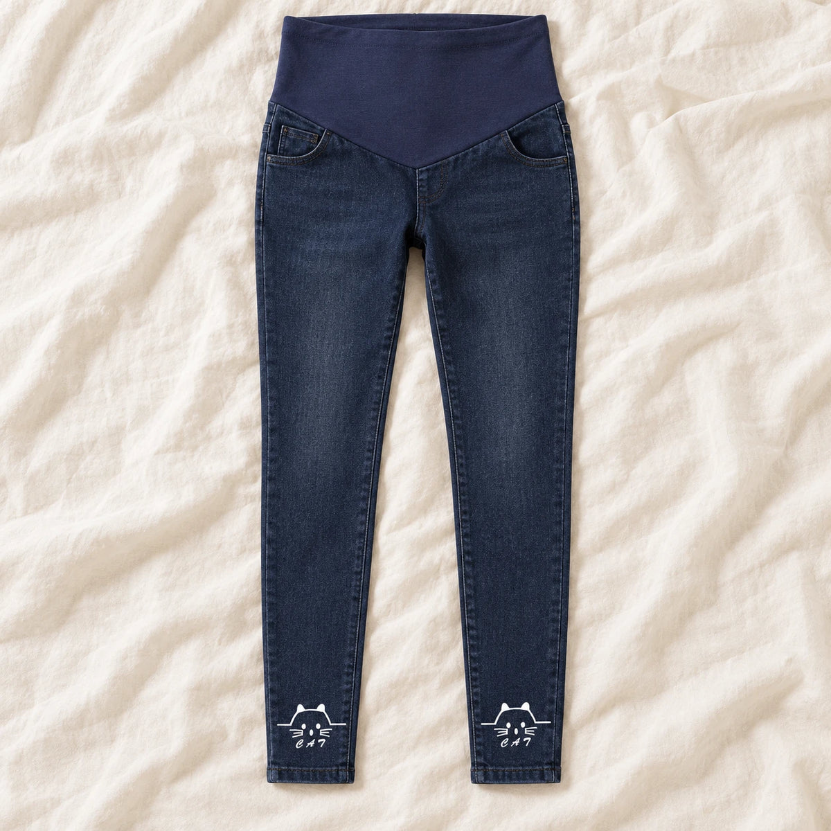 Tots & Moms maternity jeans — Indigo — Cat, product view